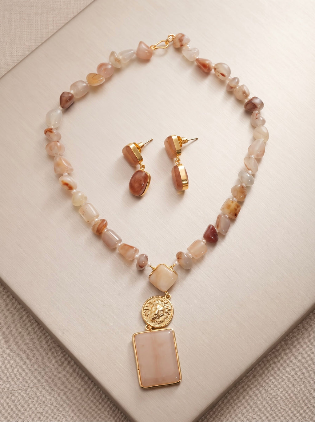 Simha : Necklace & Earring Set