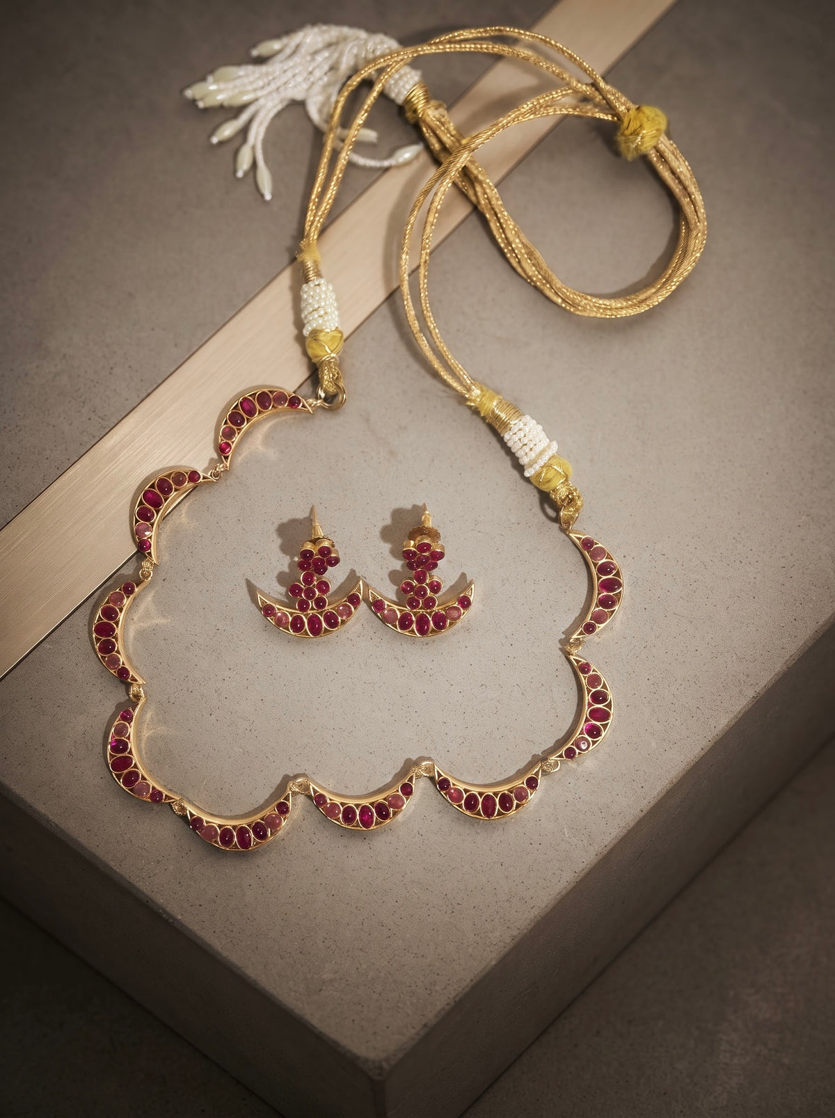 Anaar : Necklace & Earring Set